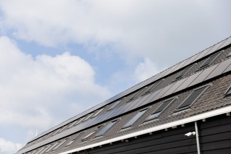 Zonnepanelen op bedrijfspand InTec